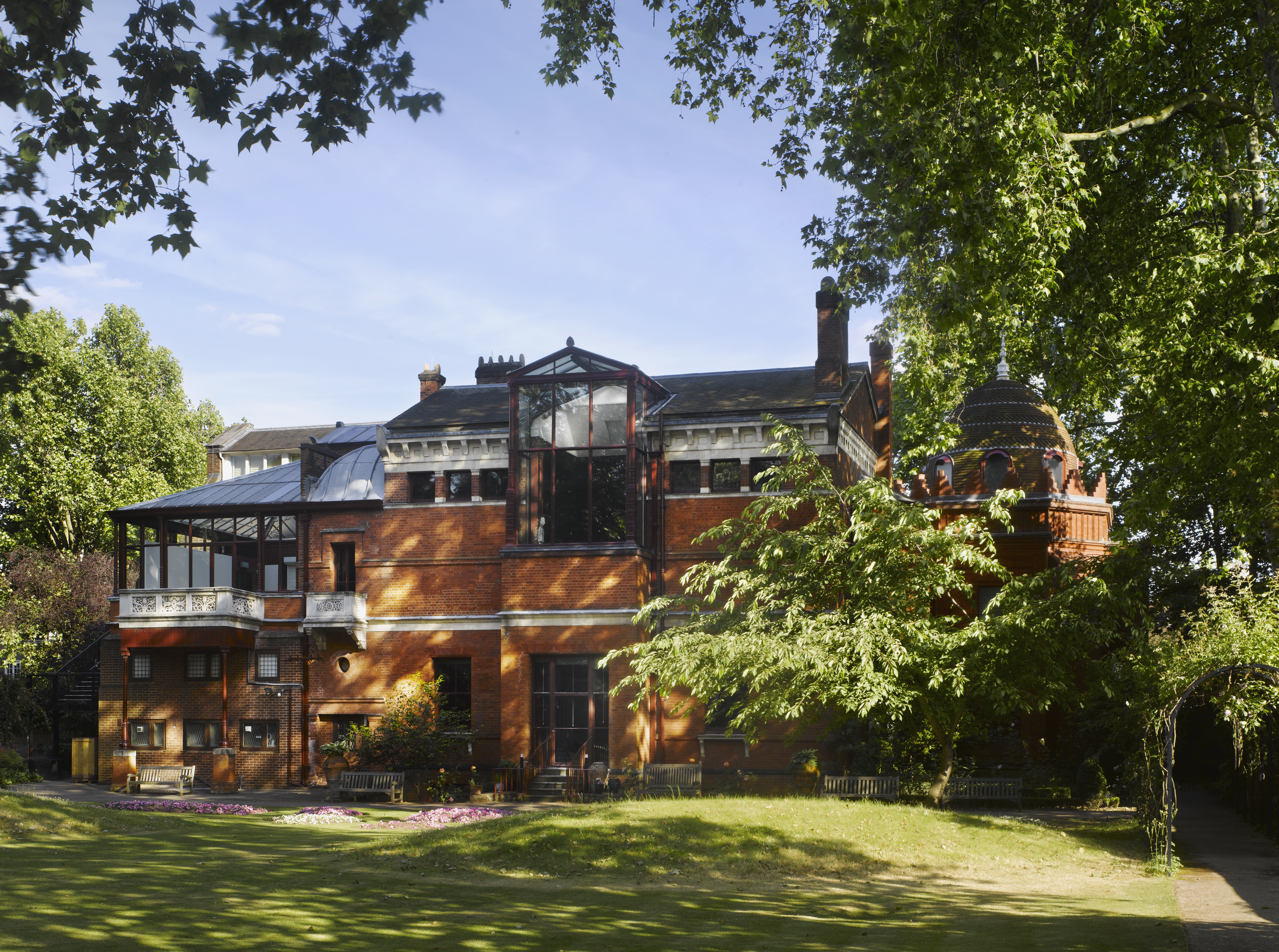 Leighton House Museum. Garden ©Will Pryce