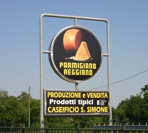 Caseificio San Simone - Parmesan Cheese Maker located just outside Reggio Emilia www.educated-traveller.com
