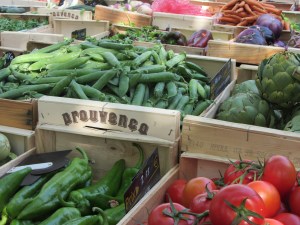 The morning market in Beaulieu is a feast for the eyes.