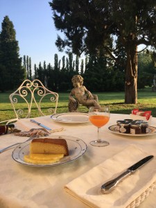 Alfresco breakfast on the Brenta, near Venice - join our Writer's Retreat here in September 2020