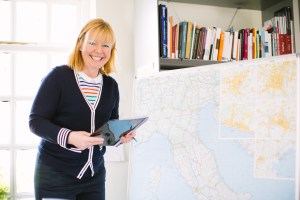 Janet Simmonds www.educated-traveller.com Photo by www.petercorcoran.com