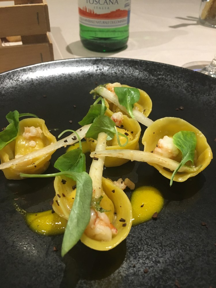 Bella Italia, Pesce - Ravioli fatto in casa, con mezzancolle, basil and butter sauce