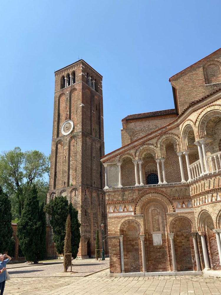 Murano - Basilica of Santi Maria and Donato, mosaics and romanesque arches www.educated-traveller.com