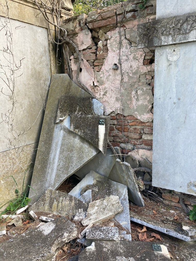 The Jewish Cemetery, Ferrara - a poignant memorial www.educated-traveller.com