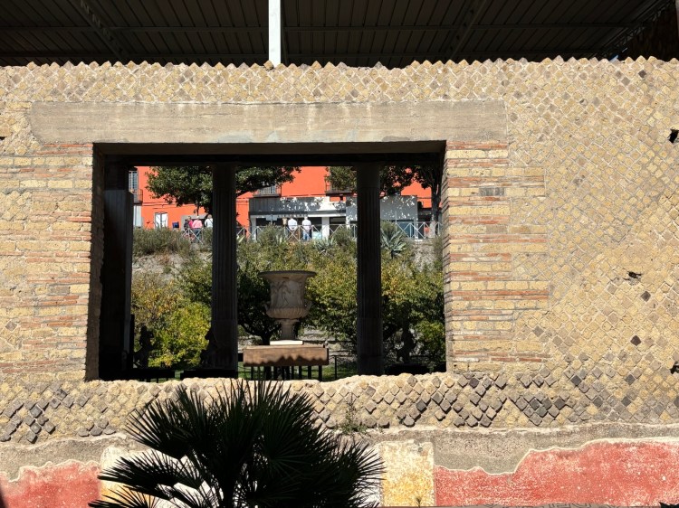 Wall Around Rome Oplontis, Roman villas – near Pompeii – The Educated Traveller